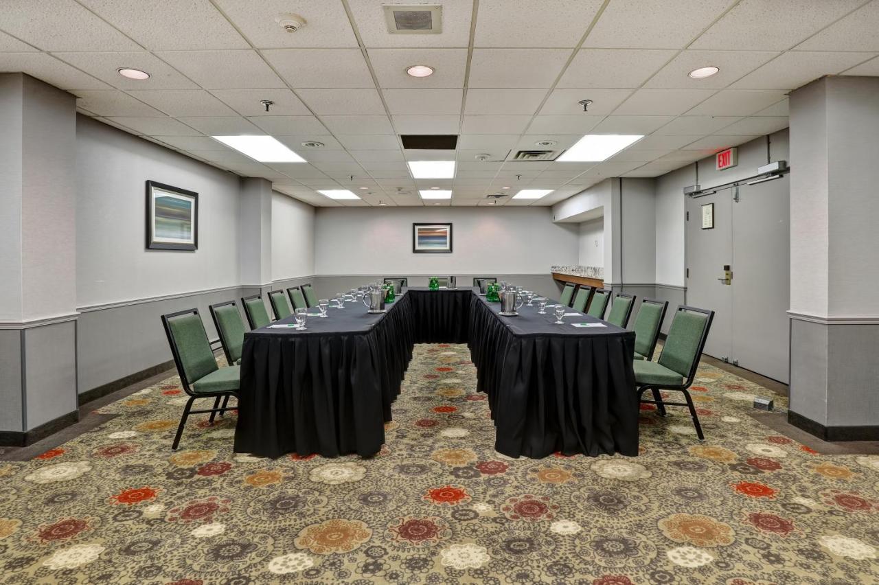 Holiday Inn Guelph Hotel & Conference Centre, An Ihg Hotel Dış mekan fotoğraf