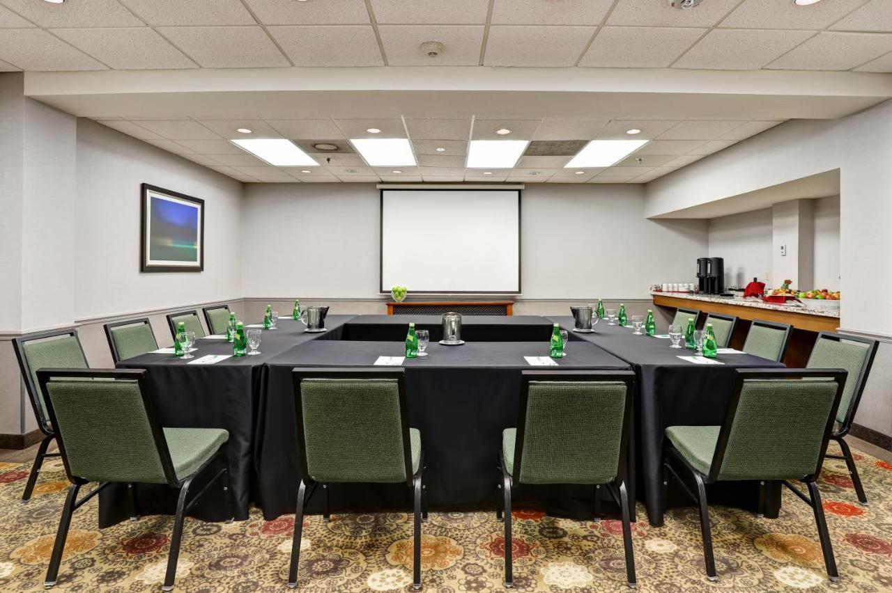 Holiday Inn Guelph Hotel & Conference Centre, An Ihg Hotel Dış mekan fotoğraf